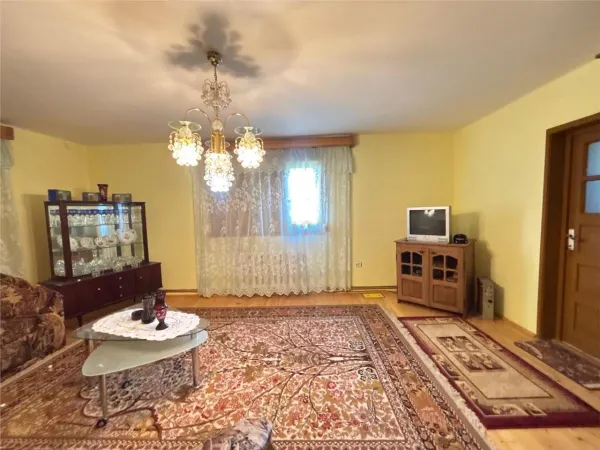 Casă 4 camere Finteusu Mic - poza 16