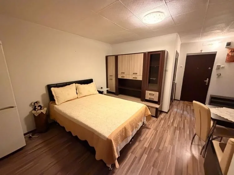 Garsonieră modernă, 30 mp, etajul 1, cu boxă de 25 mp – Cartier Noua - Brasov
