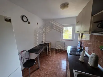 Apartament cu 3 camere de vanzare, zona Girocului, Timisoara - Timisoara