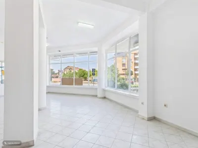 Spațiu comercial Oradea - poza 2