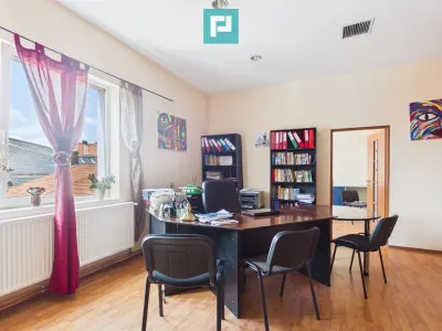 Birou 64 mp Ultracentral cu Parcare - Oradea