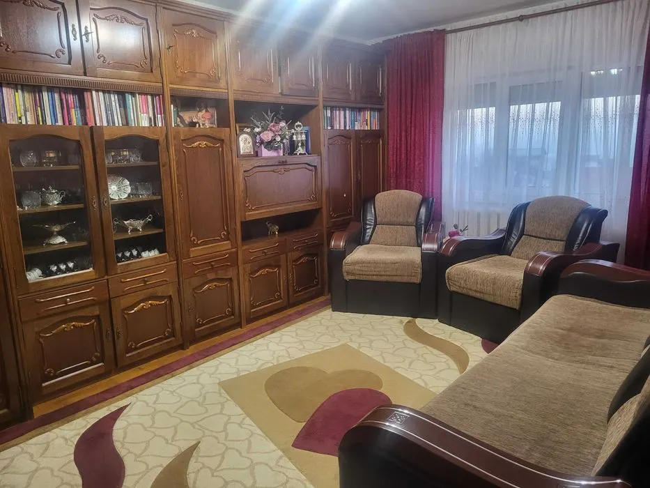 Apartament 3 camere Suceava - poza 1