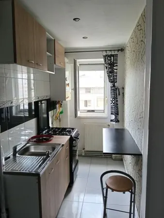 Apartament 3 camere Brăila - poza 1