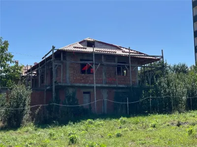 Casă 5 camere Vișan - poza 2