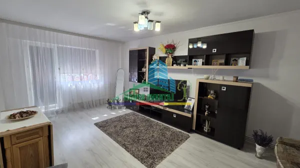 Apartament 3 camere Focșani - poza 1