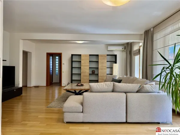 Apartament 4 camere București - poza 2