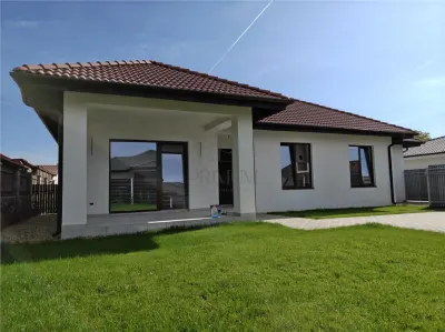 DUPLEX PE PLAN - CURTE AMENAJATA - FINALIZAT - Mosnita Noua