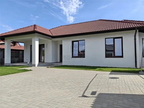 Casă 4 camere Moșnița Nouă - poza 2