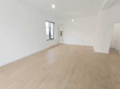 Casă 4 camere Moșnița Nouă - poza 3