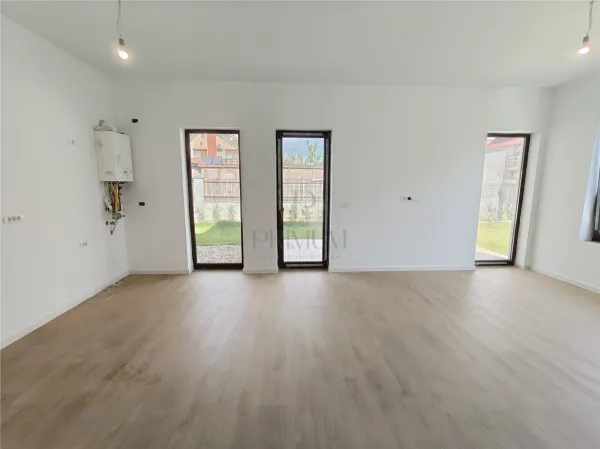 Casă 4 camere Moșnița Nouă - poza 4