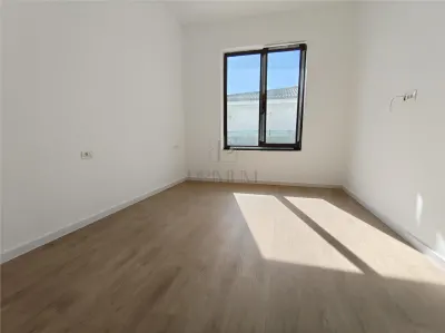 Casă 4 camere Moșnița Nouă - poza 6