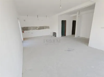 Casă 4 camere Moșnița Nouă - poza 3