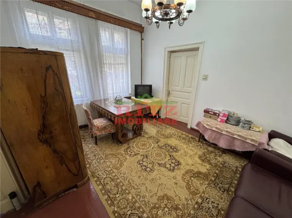 Casă 4 camere Slatina - poza 5