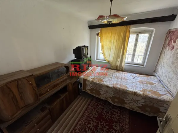 Casă 4 camere Slatina - poza 6