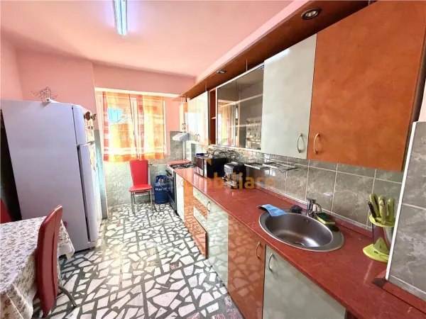 Apartament 3 camere Oradea - poza 9