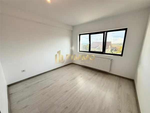 Apartament 3 camere Ipotești - poza 2