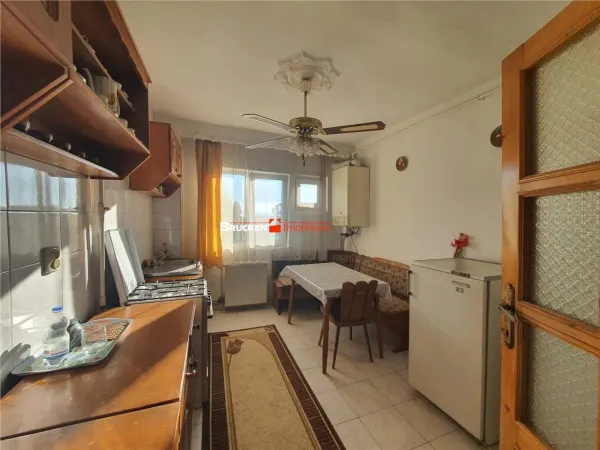Apartament 4 camere Marghita - poza 5