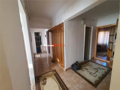 Apartament 4 camere Marghita - poza 8