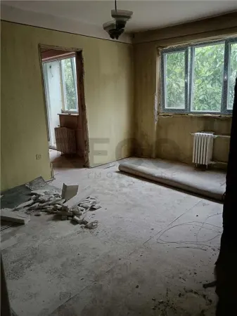 Apartament 3 camere Oradea - poza 2