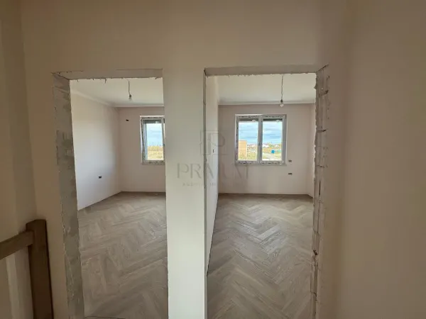Casă 4 camere Moșnița Nouă - poza 13