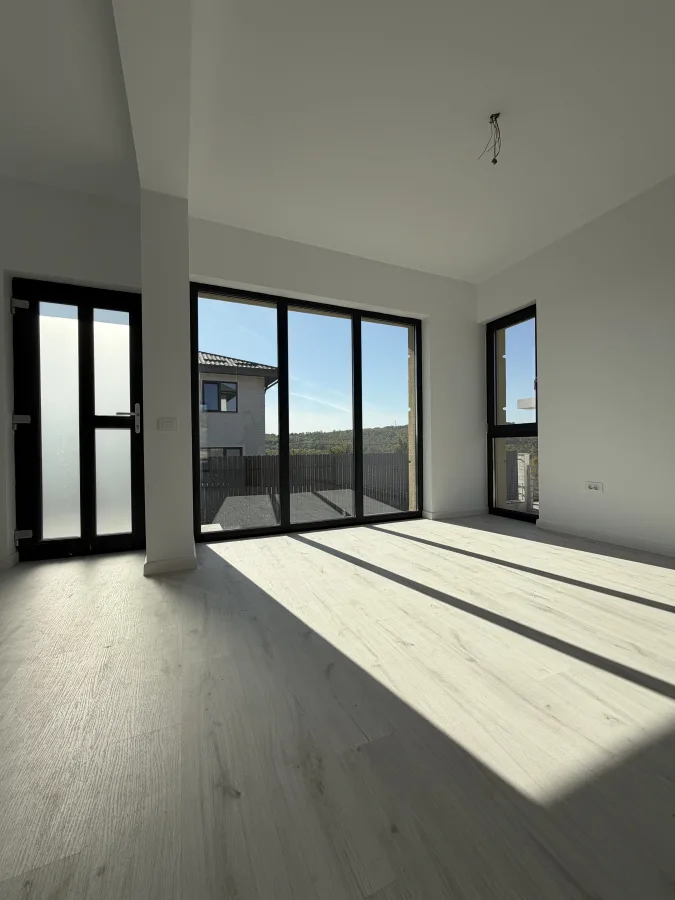 Casă 4 camere Valea Adâncă - poza 2
