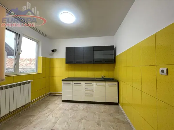 Casă 4 camere Tulcea - poza 8
