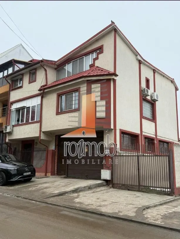 Casă 7 camere București - poza 1