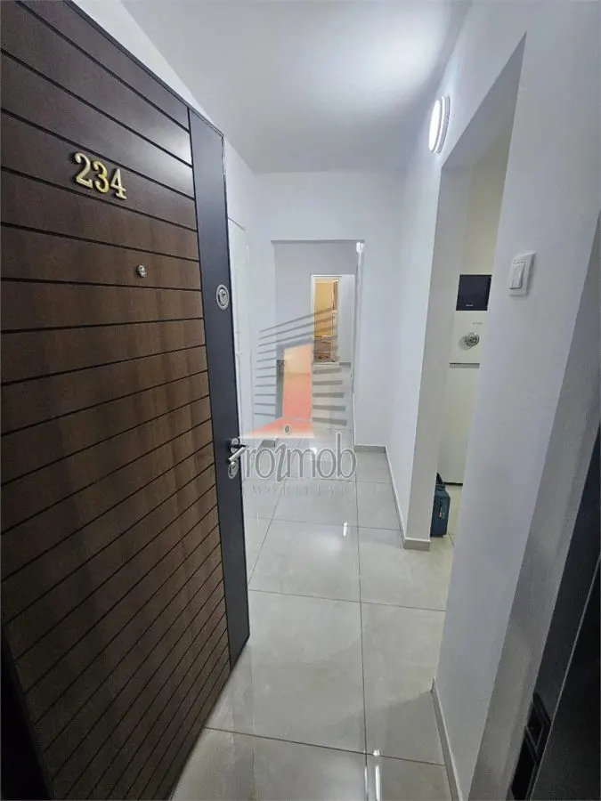 Apartament 3 camere București - poza 1