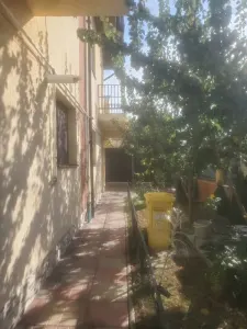 Casă 4 camere București - poza 2