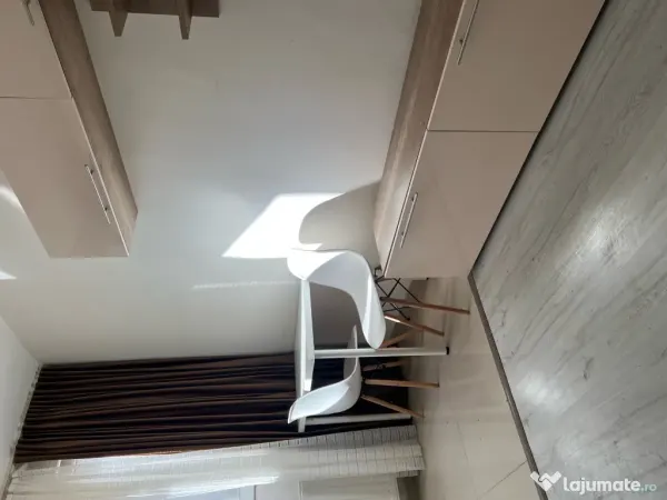 Garsoniera de Inchiriat Aparatorii Patriei (Drumul Cretestilor) - Bucuresti