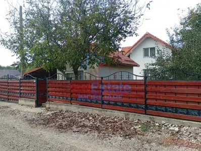 Casă 4 camere Carlig - poza 8