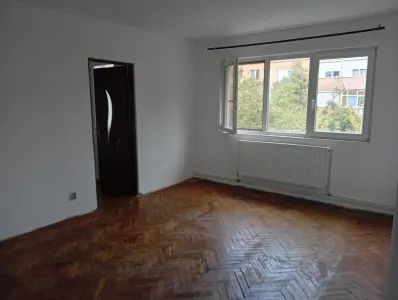 Apartament 2 camere Satu Mare - poza 2