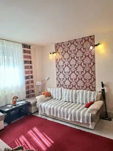 BRASADAS vinde garsoniera la etajul 2 pe Closca. - Satu Mare