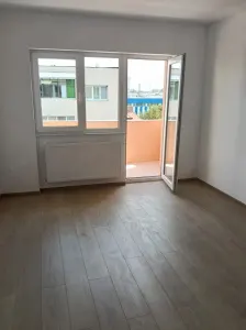 Apartament 4 camere Satu Mare - poza 2