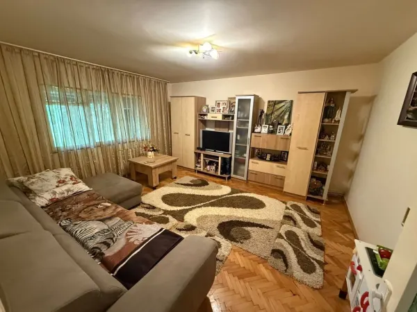 Apartament 3 camere Satu Mare - poza 4