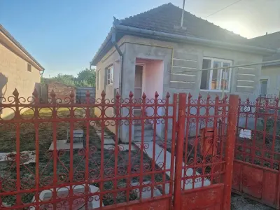 BRASADAS vinde casa individuala in zona q4 Mai. - Satu Mare