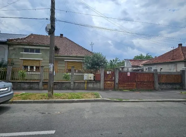 Casă 2 camere Satu Mare - poza 1