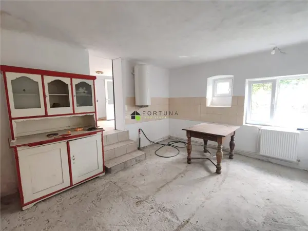 Casă 2 camere Săcele - poza 6