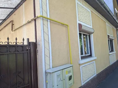 BRASADAS vinde casa individuala 4 cam 4.1 ari Semicentral. - Satu Mare