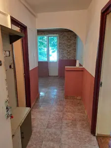 BRASADAS vinde garsoniera lux 37mp. Zona Ostrovului - Satu Mare
