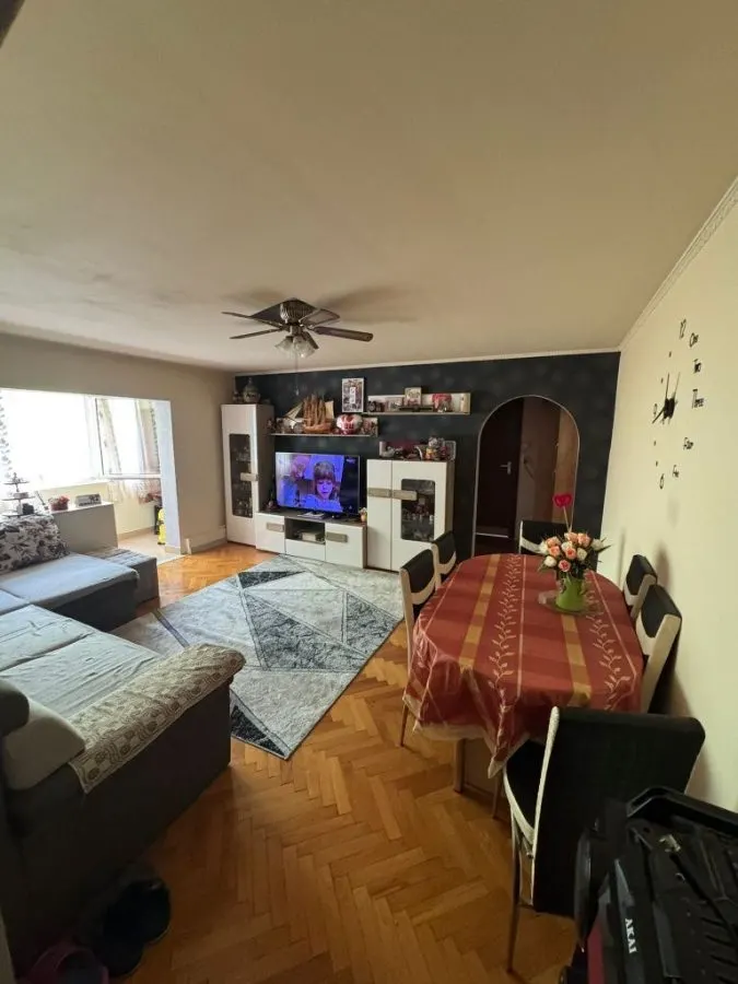 Apartament 3 camere Satu Mare - poza 1