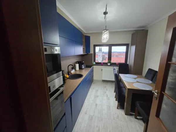 Apartament 4 camere Satu Mare - poza 1
