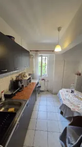 BRASADAS vinde ap 3 cam etaj 3/4 Micro 16. - Satu Mare