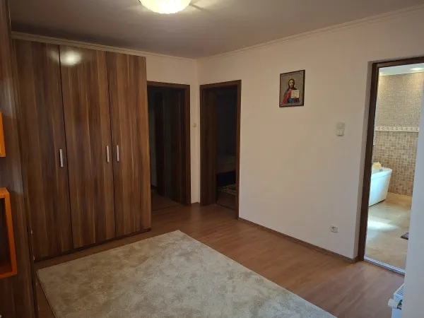 Casă 6 camere Apa - poza 28