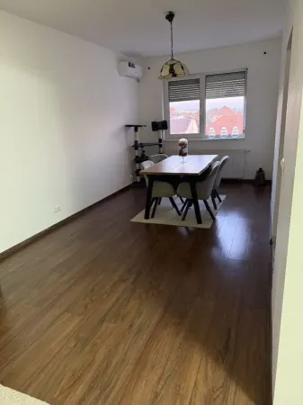Apartament 3 camere Satu Mare - poza 3