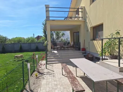 Casă 8 camere Satu Mare - poza 28