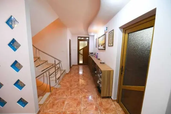 Casă 5 camere Mamaia - poza 4