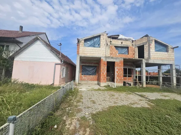 Casă 4 camere Satu Mare - poza 1