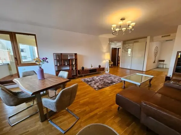 Apartament 3 camere București - poza 1