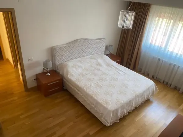 Apartament 5 camere București - poza 3
